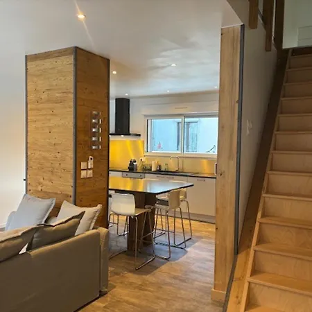 Duplex Le Red Cedar Avec Terrasse Et Jardin アパート *