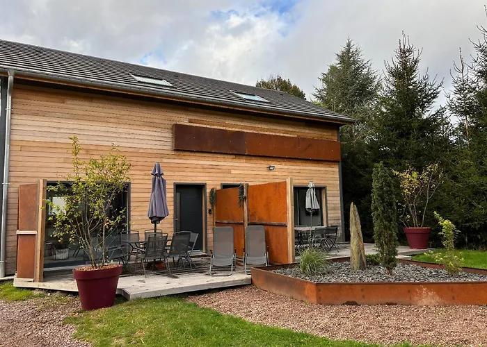 Duplex Le Red Cedar Avec Terrasse Et Jardin Apartmán *